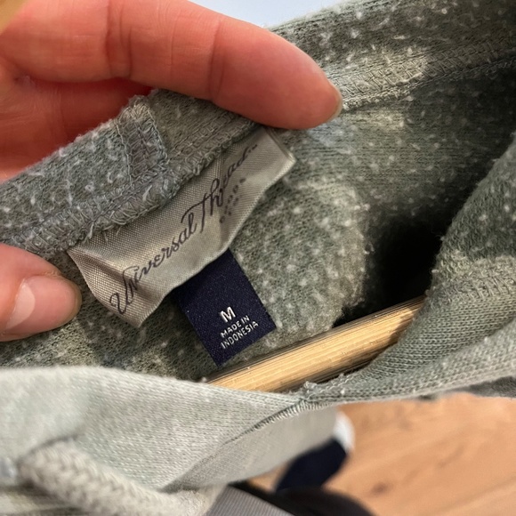 Universal Threads "Dolman" Sweatshirt Size M - Picture 7 of 8